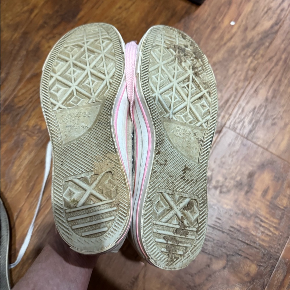 Converse High-Top Sneakers with Pink Laces - Picture 5 of 5